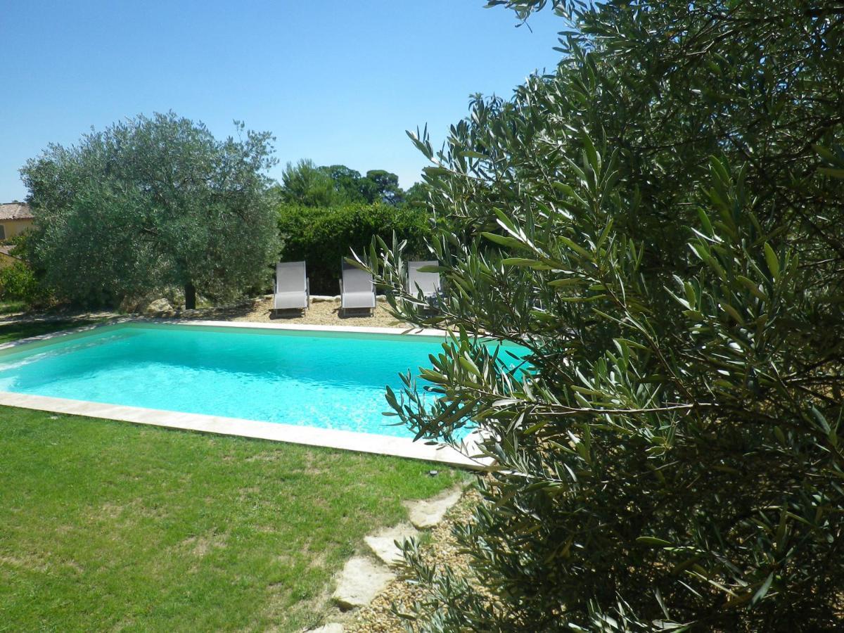 La Mordoree La Motte-d'Aigues Bagian luar foto