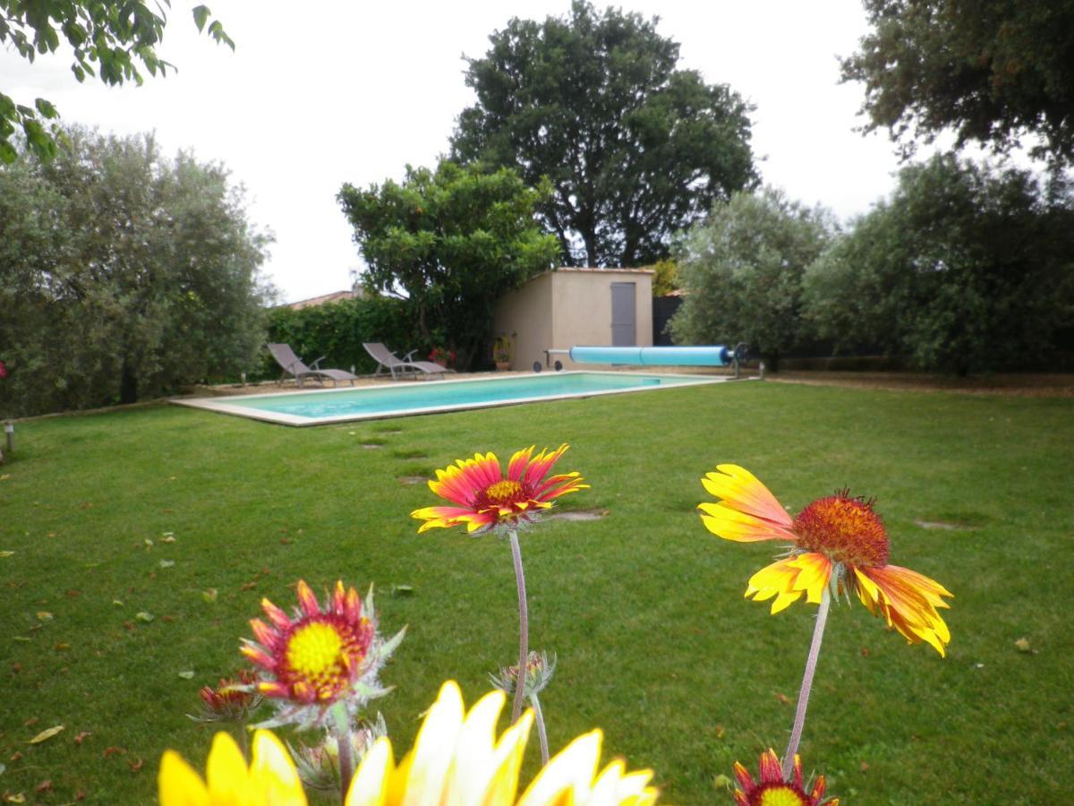 La Mordoree La Motte-d'Aigues Bagian luar foto